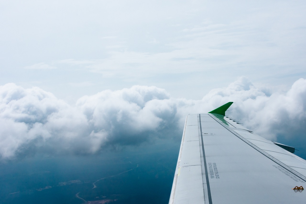 最新航空制服，时尚与功能性的完美融合